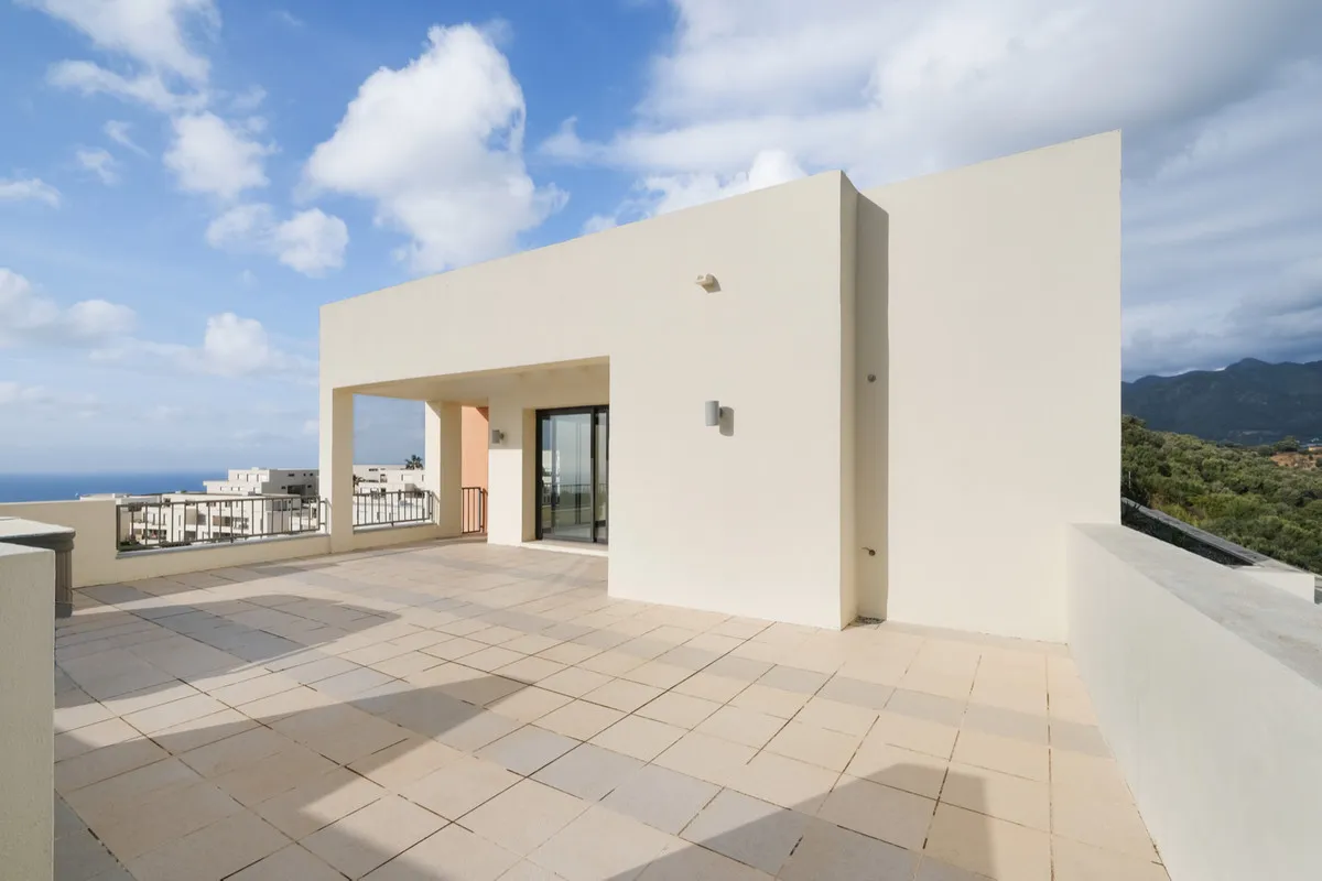 f7698aff-0419-4005-b251-05e25fa58081