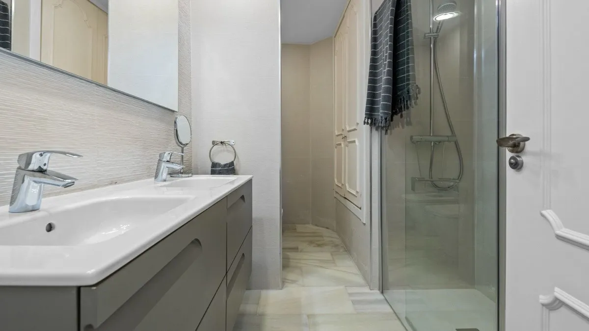 16a62664-98ce-4329-a0f6-19be23398832