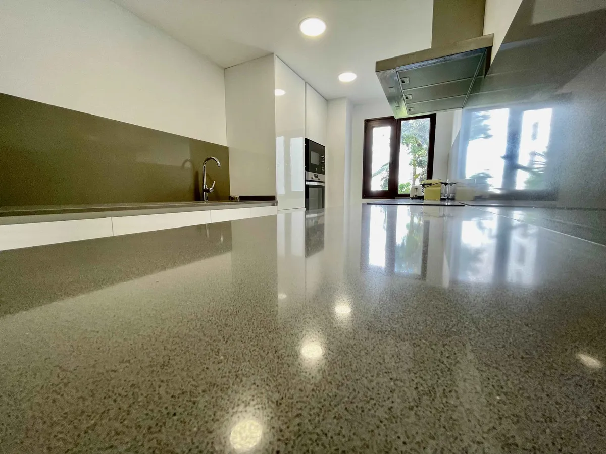 b2bbbe1c-821f-4fae-9410-937b6e33d4a7