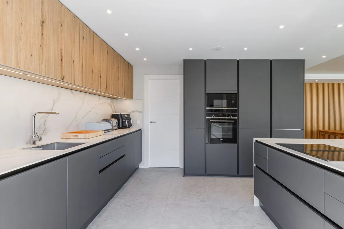 b89c3673-d754-4a52-a495-ddc66f62e90a