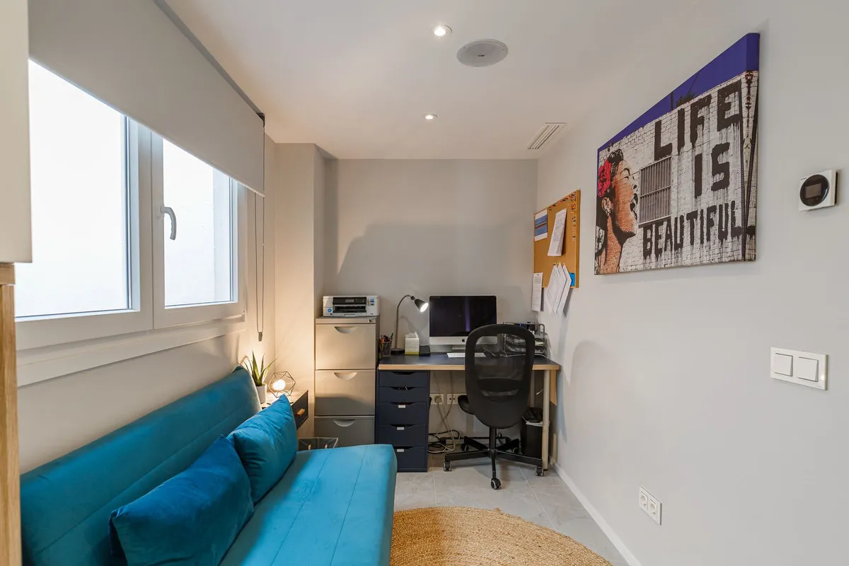 ba3fcb8c-a776-40b2-9cdc-ece3119d38b0