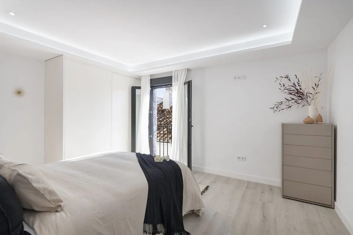 6a372c4a-3a3e-447e-b258-3712b2e2ec86