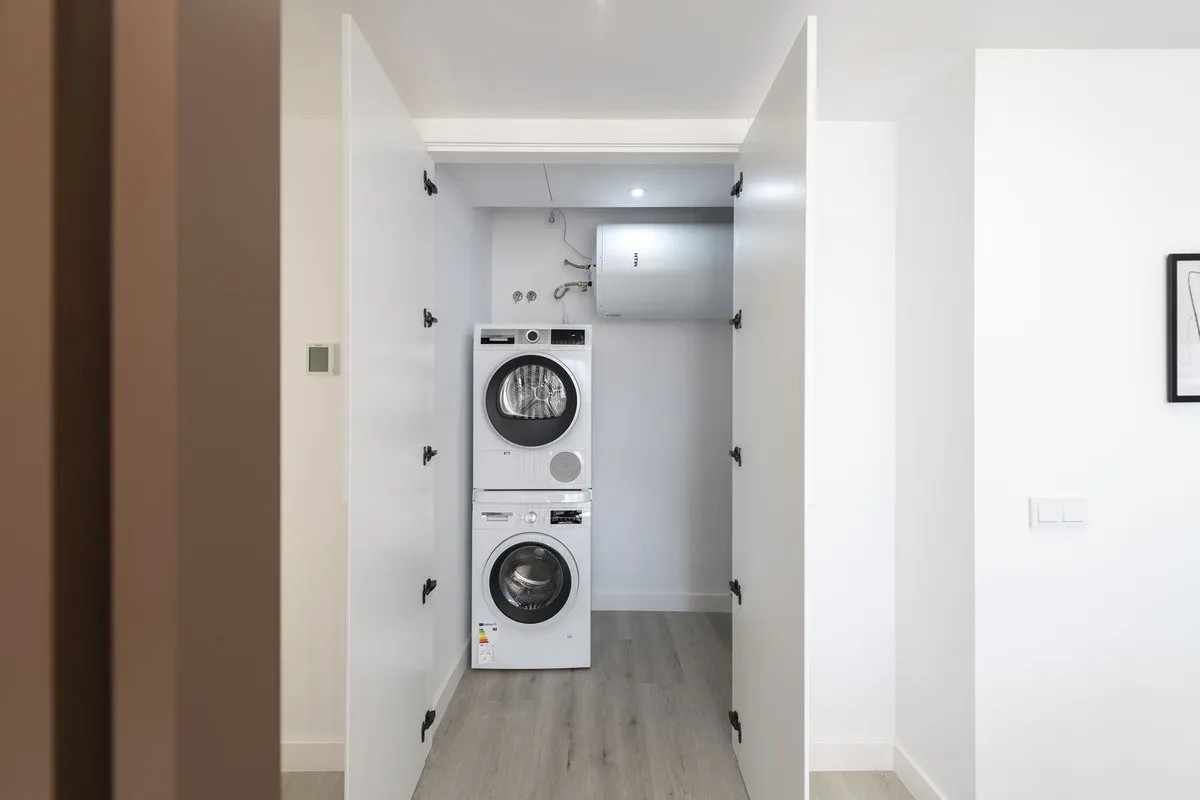 dd792065-97d4-4537-8e3c-ab292fe39f1a