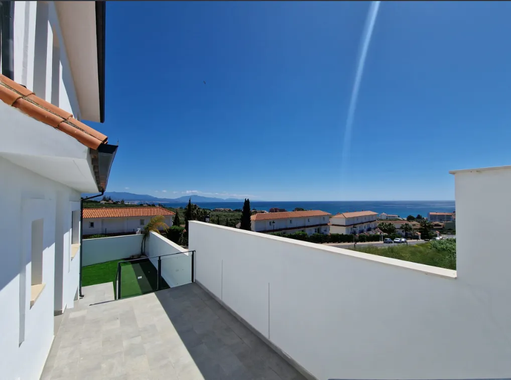 520bd3c4-dd78-4ff5-a181-3e92b27e4b11