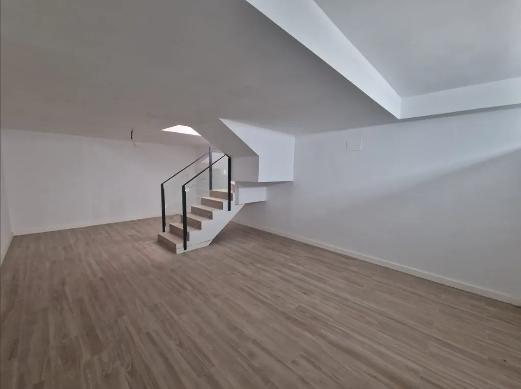 ba59275e-596d-4000-8288-e979a4273a48