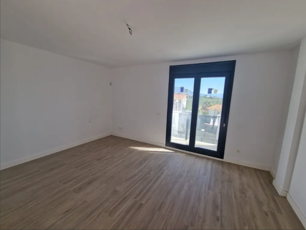 fec20c01-292e-4ffb-94a8-0fdc228f47a7