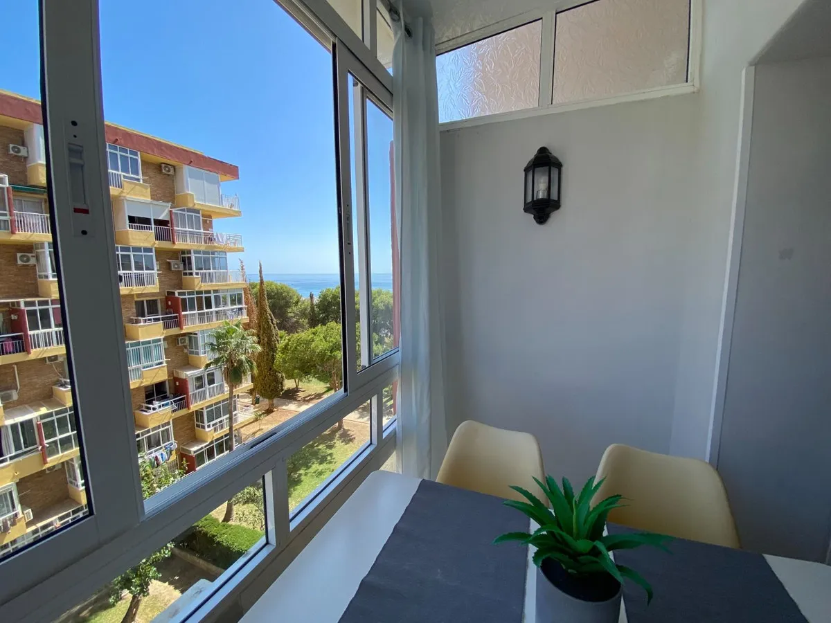 4198ea9a-f673-4487-8f6a-07fca51f039e