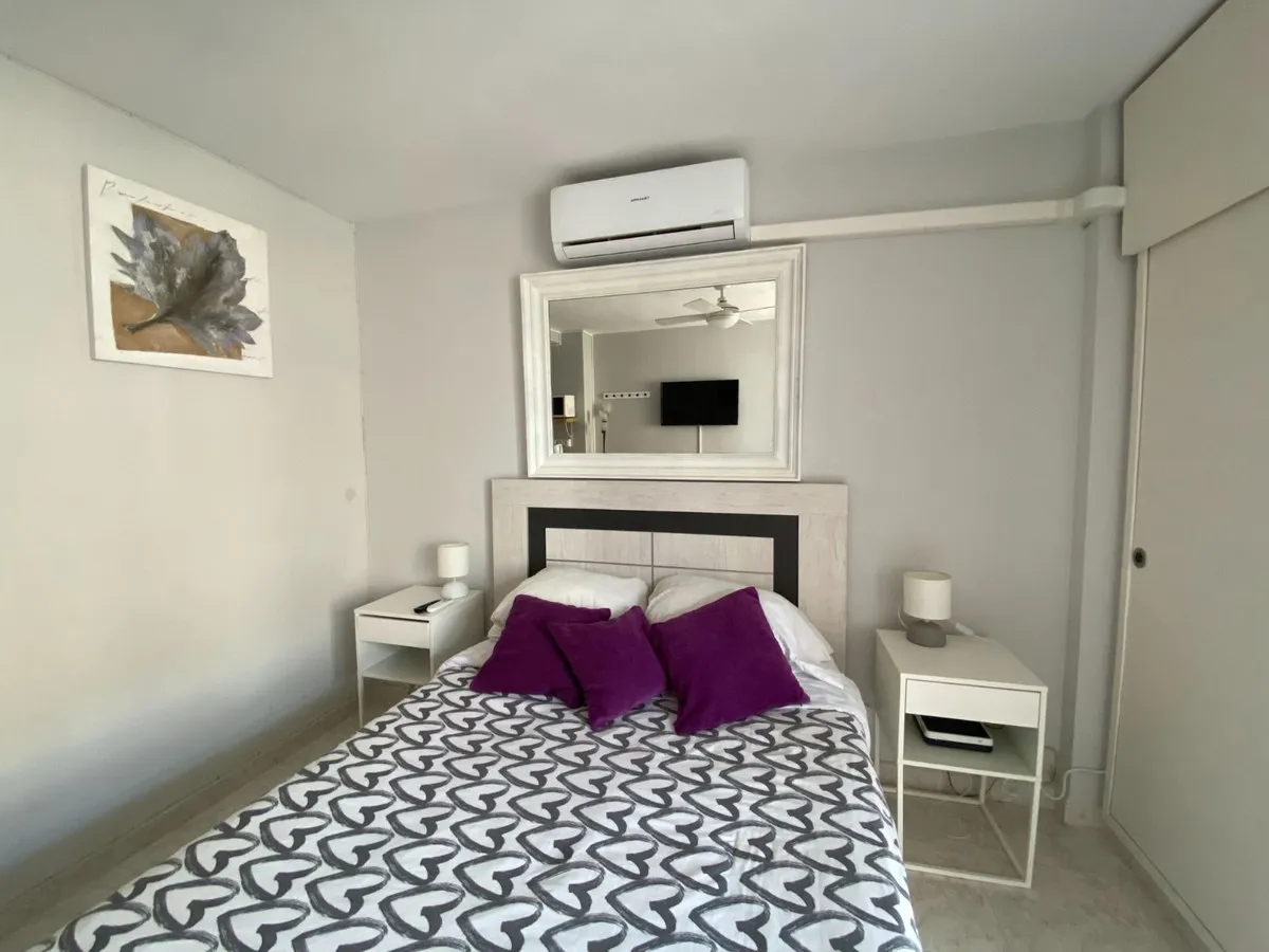 d6a9c1ed-0592-462b-a4d4-71dd9c9bd840