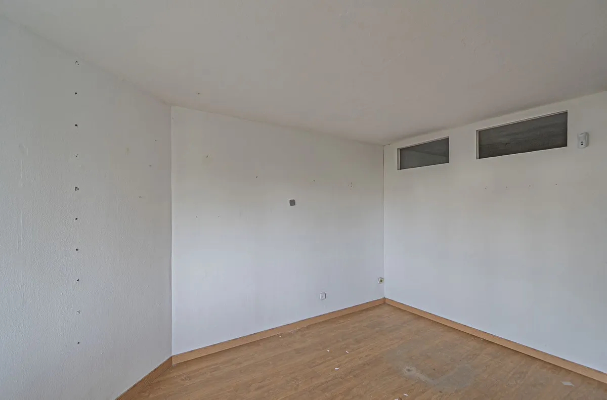 35c43693-1198-40c6-bfac-dae2252fbc0a