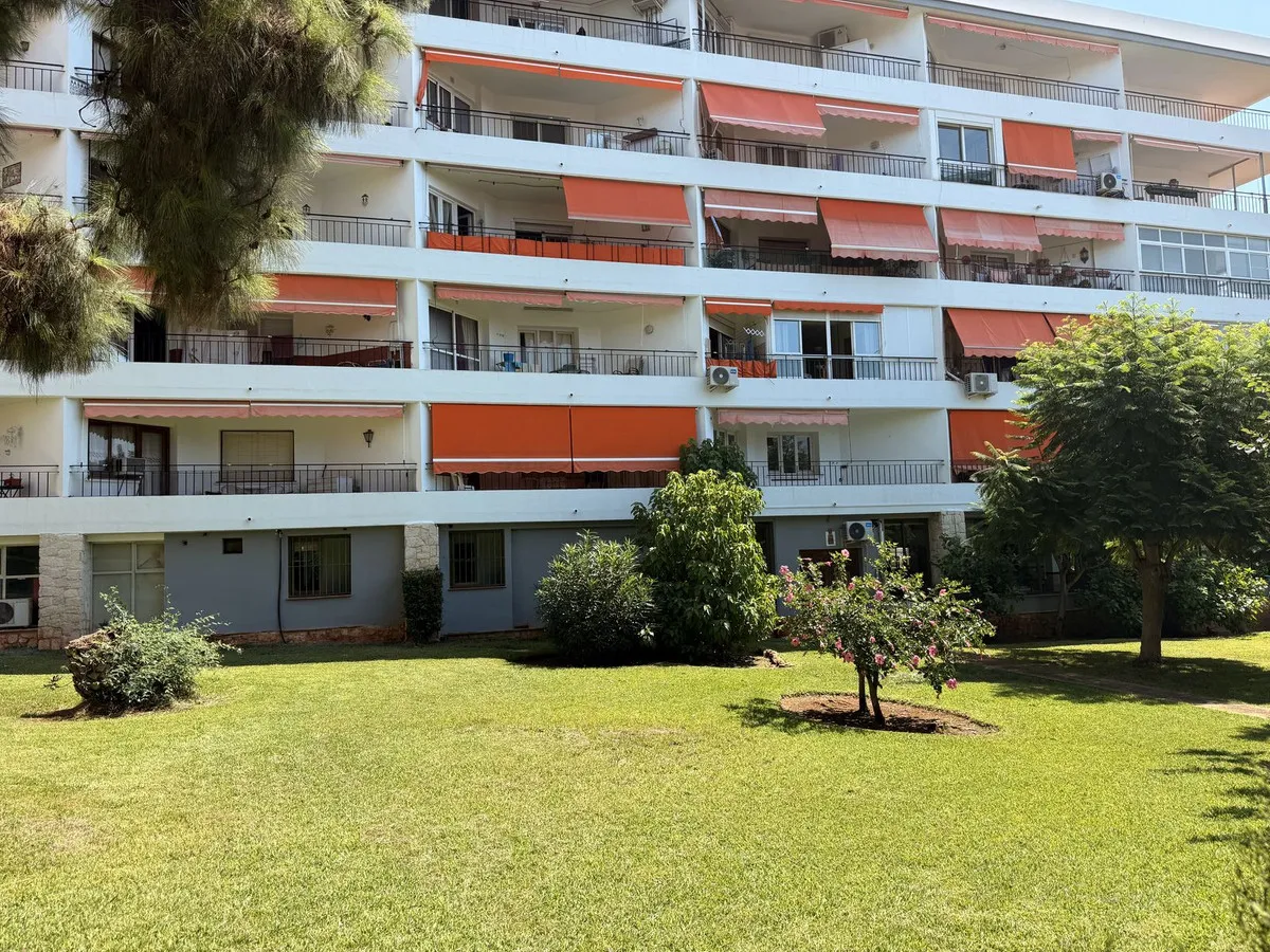 fee384eb-31ae-4d35-9b28-27845150f374