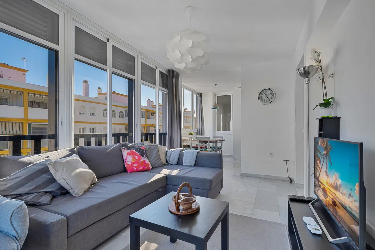 ccef6e18-e762-47b8-947e-b1715bbbb7e6