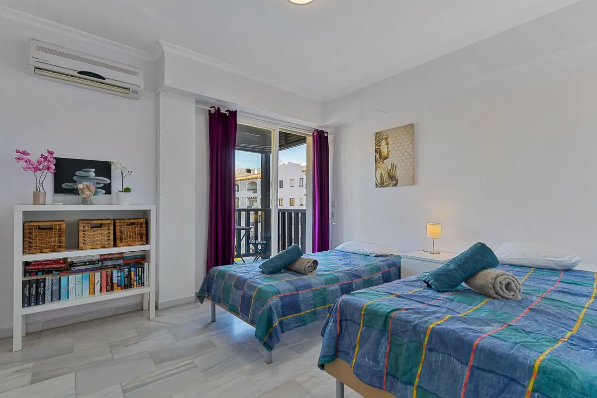 e39faf36-0610-4d82-ab3f-e602ada41f26