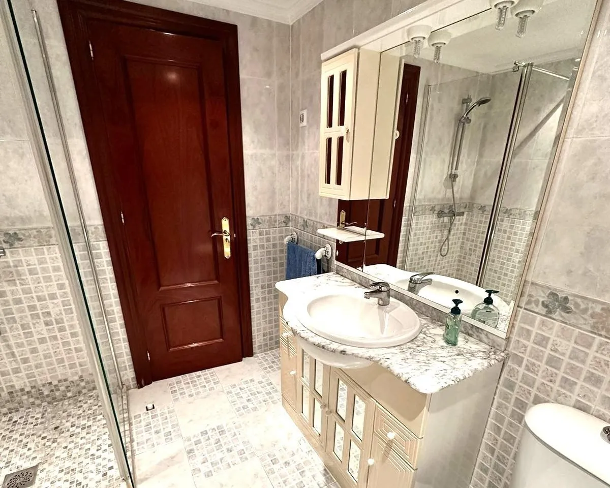 63b56630-89f8-4a6a-89b5-2003837e1ae4