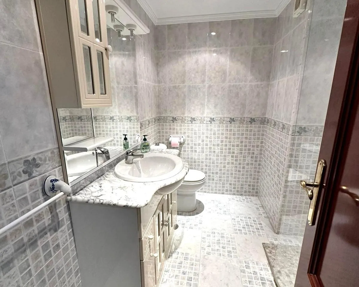 fe687109-aa82-4e38-ba8e-5042a93f89d3