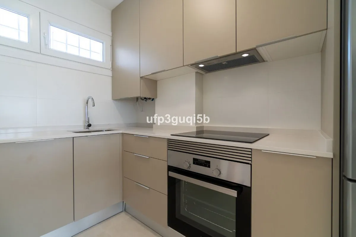 6d997f9b-ea24-4b76-9af1-1b82ee2d4e88