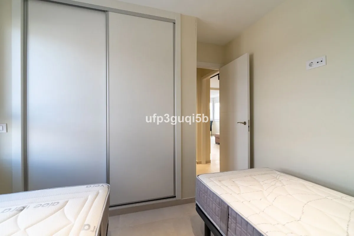 fd20ca83-bbc3-4e01-a409-6c245708615c