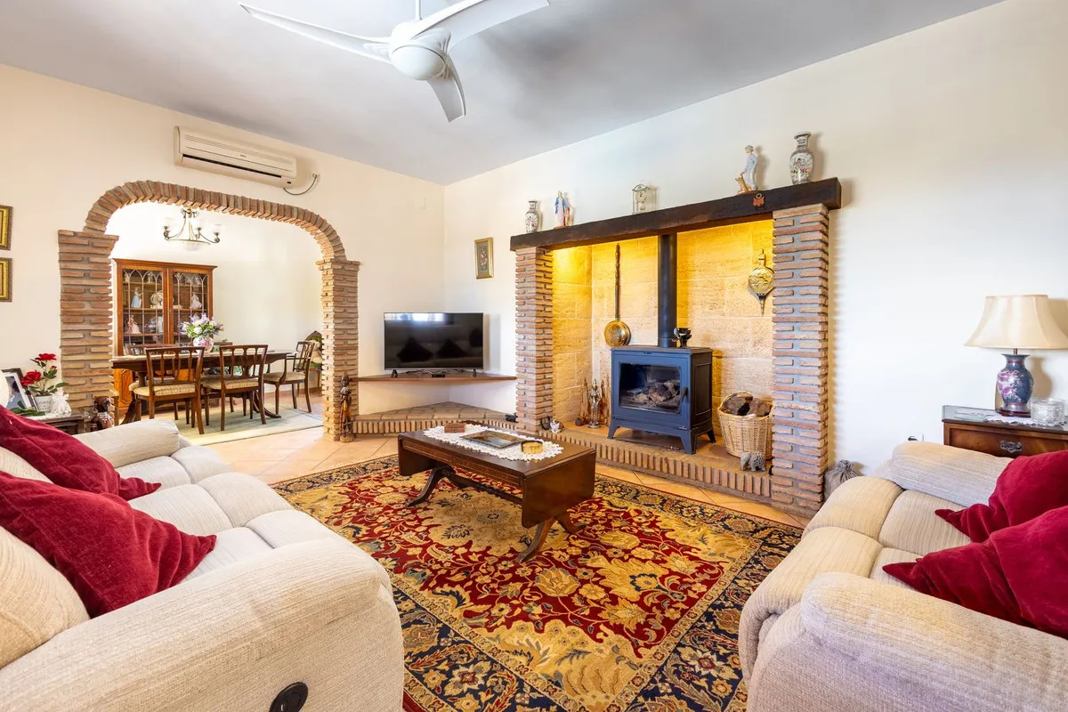 044b901a-2386-4fe8-b1f3-c2ac3c8e2aa4