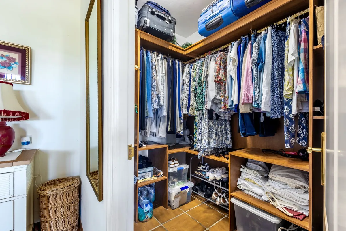 64742bc4-8a46-47b6-81e7-f8ea7bfd9026