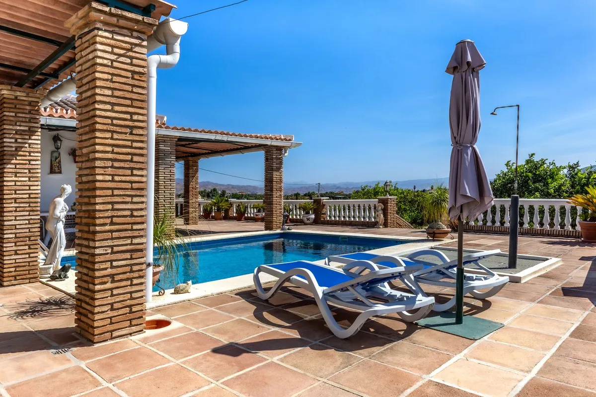 899c49ba-b5ca-4d0a-af50-c27cb2777ecb