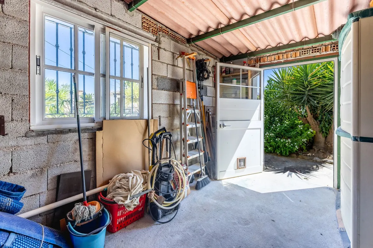 96cf76bd-a3e2-478e-a41a-291650b150fd