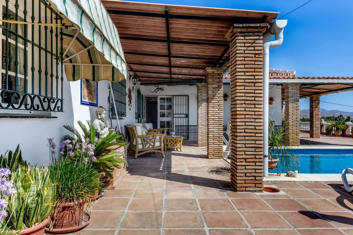 a5daa982-64da-41ff-8252-f378124165c8