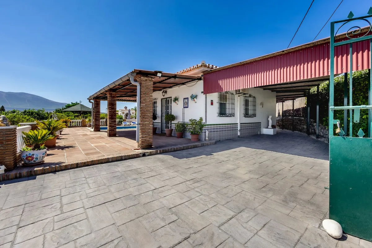 f0f8b097-3b7a-4ae4-bbcc-0a1203615e80