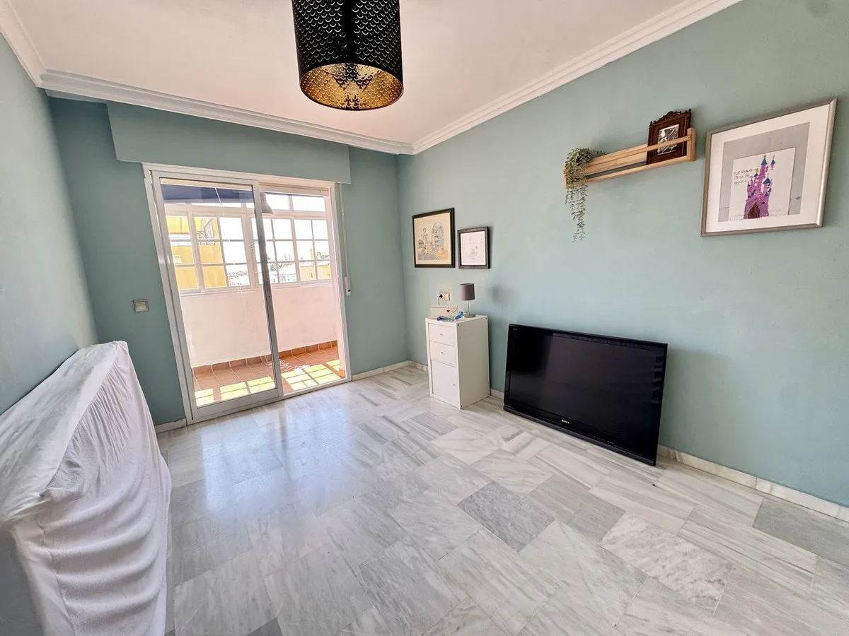 0af715c9-10e3-4db7-9d9f-adc57940129f