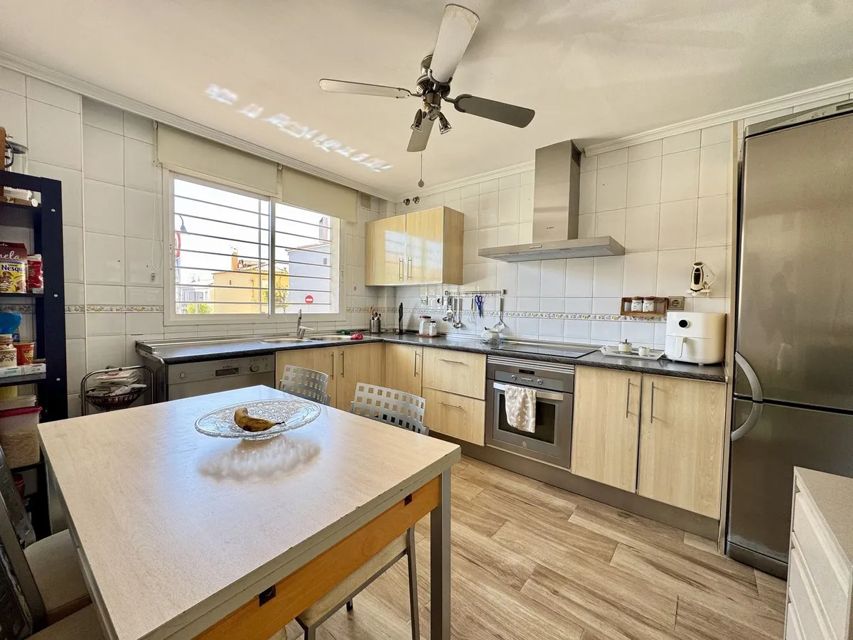 9cdbb2ff-8413-40f3-be18-afc822de60b4