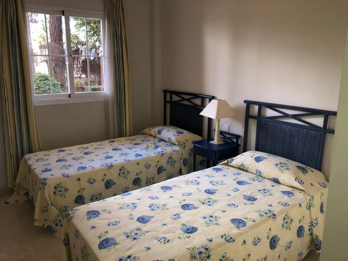 e6f3dc1e-fc01-4177-b008-a7b2a34a7b80