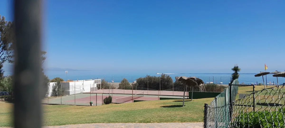 5ccc5f6a-4fd6-4cb0-9cb4-0e92ad793bba