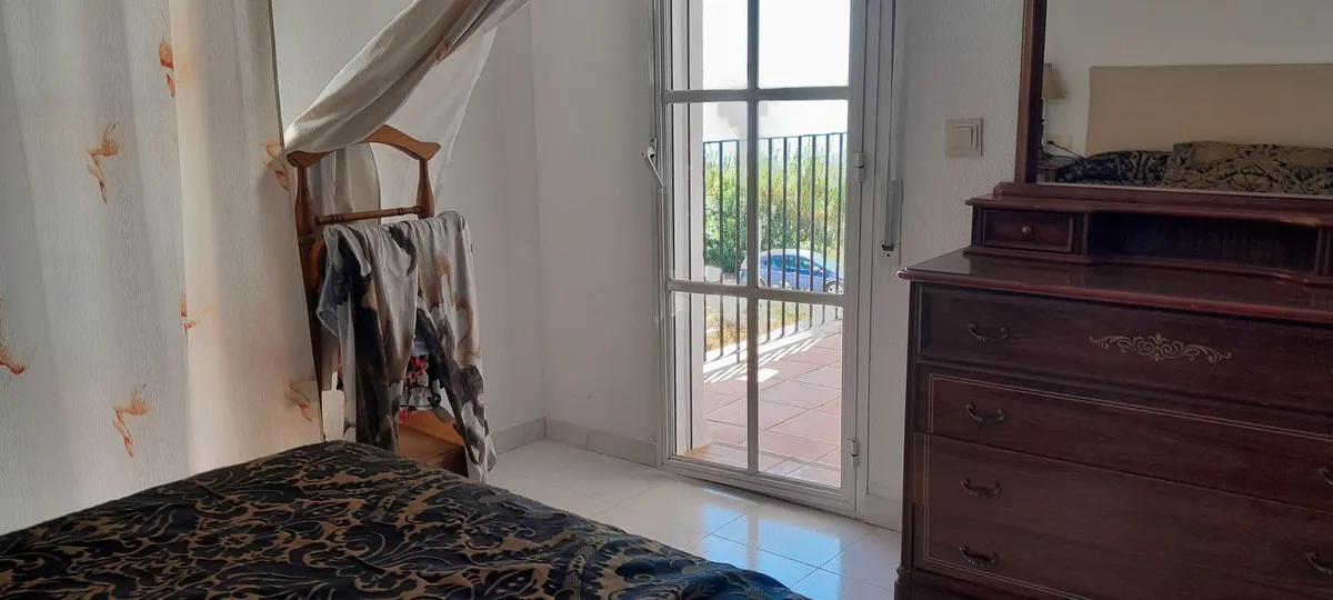 c6e4ec29-2cf0-44fc-a28d-e31279cb8b53