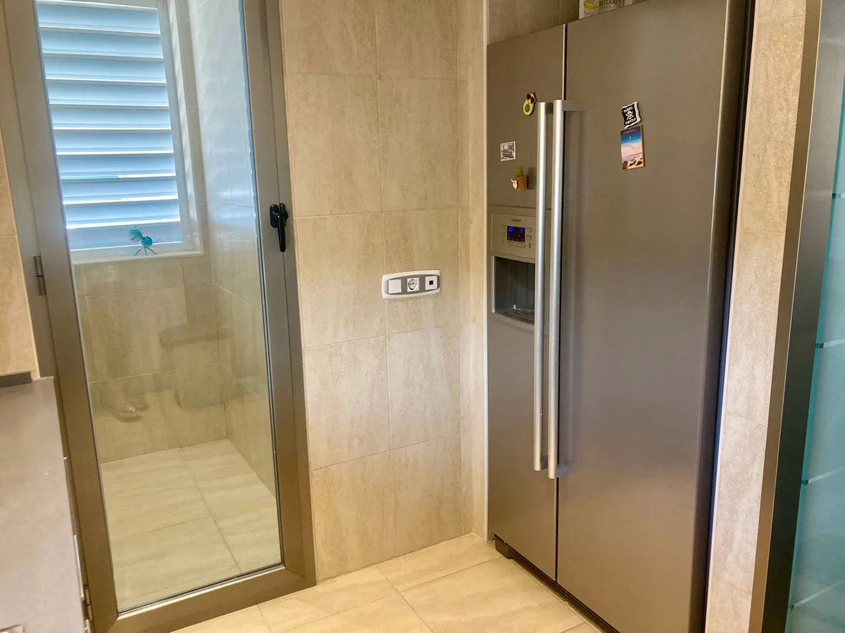 18d932b5-e557-4c21-a0ac-b882ea92e5ea