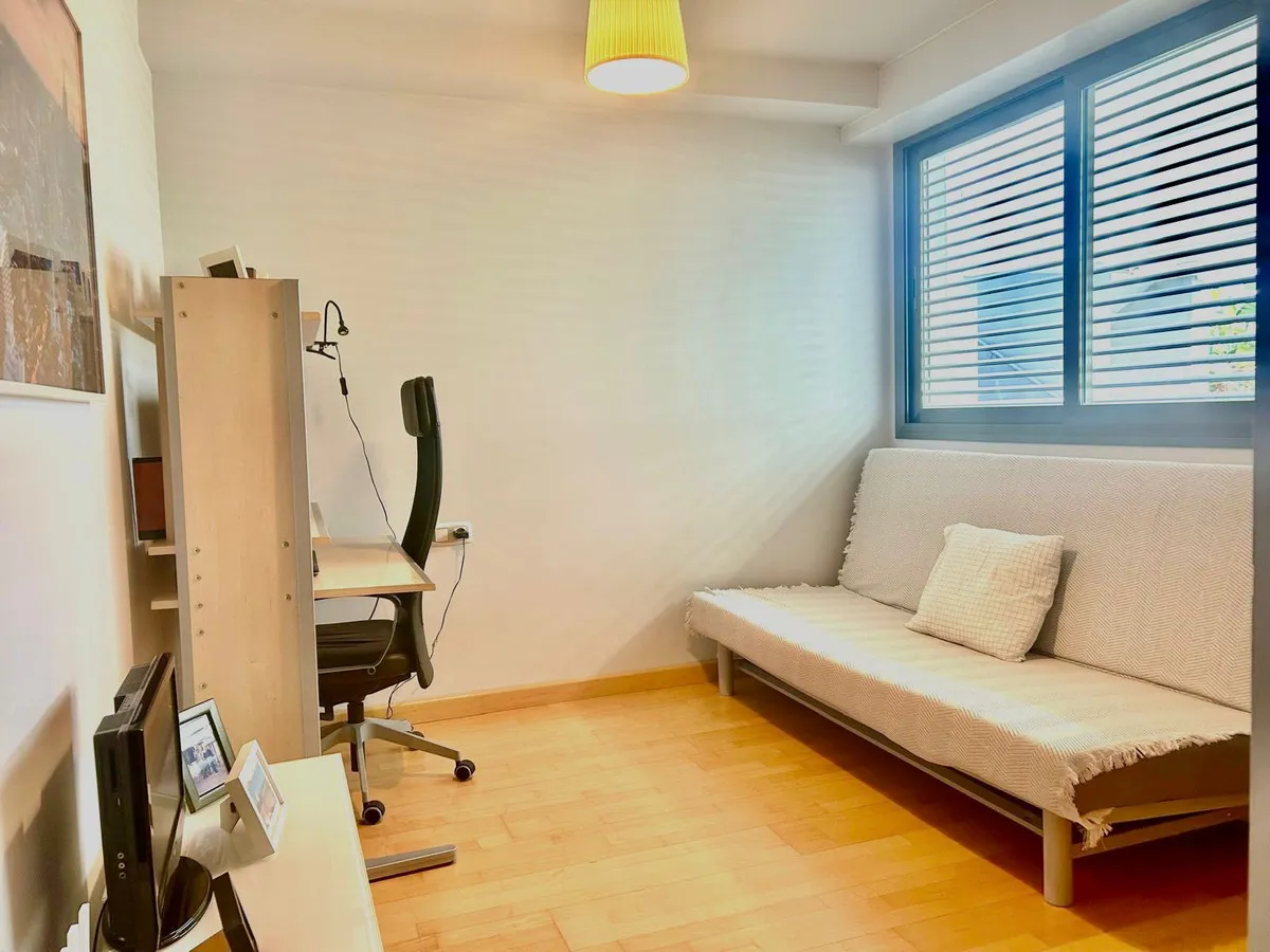 1d9a5aa9-ae7a-44a4-8169-a452ca64c365