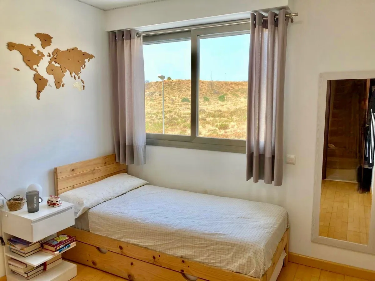 415981a3-b3bd-42c6-88c6-d0eeb5b3e571