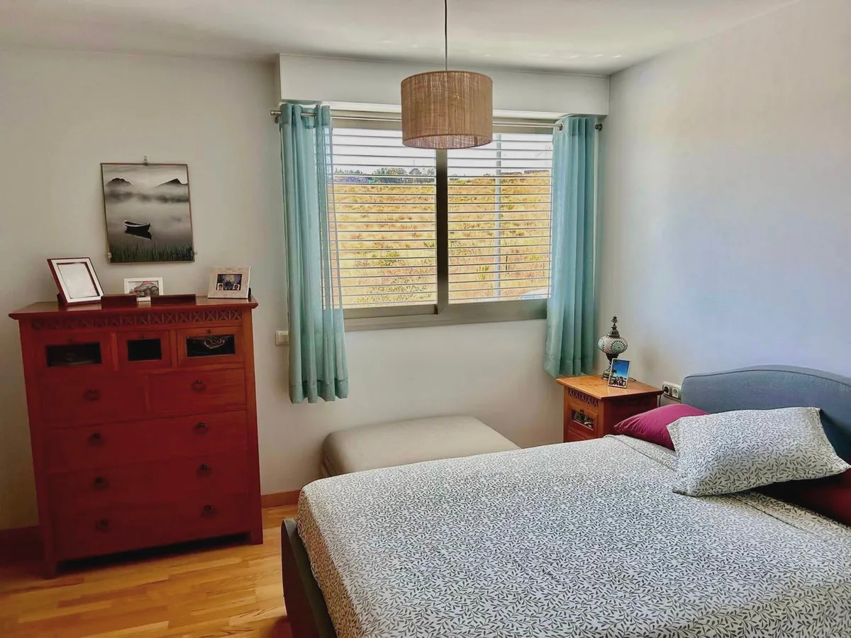 b444ce9d-eb9c-4e1a-bdfc-c454193dfca5