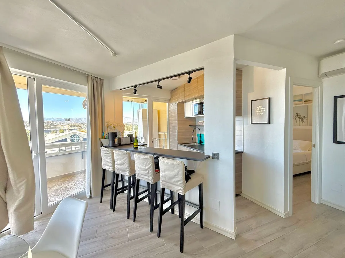 90cd8e96-1de8-461d-a75e-fd381264b56a