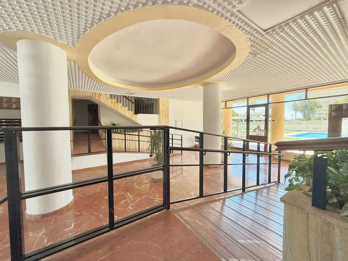 ab1d4107-b017-4045-b3aa-8cbc4b7b3eda