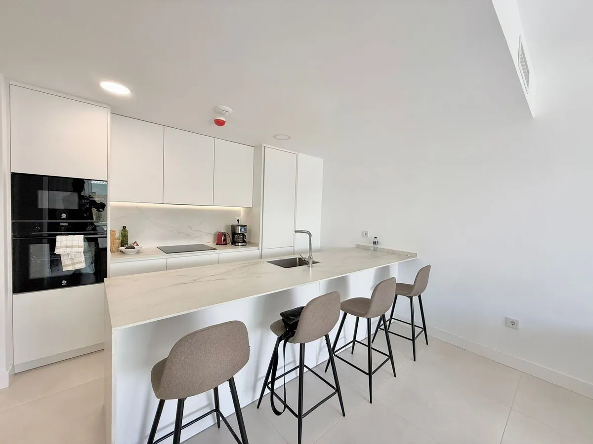 18607ee8-3f15-40eb-a020-623cb3773fe6