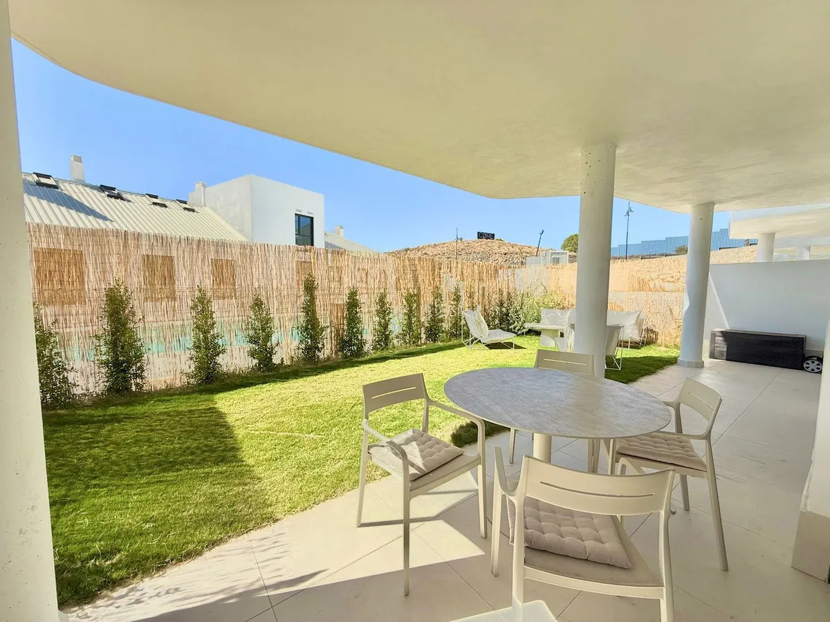 6317aa02-b257-480c-ab9b-0a33d849352f