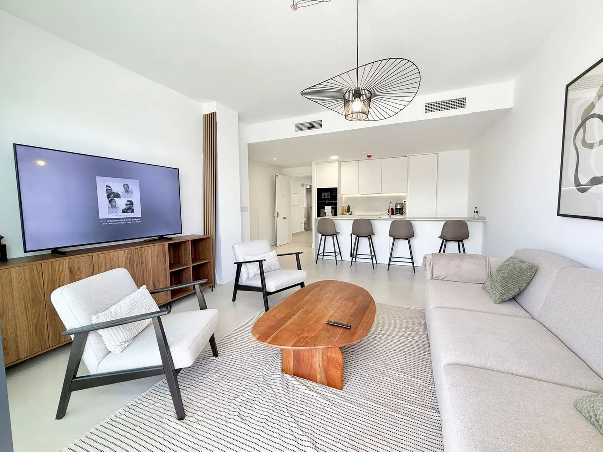 ce4ee0ea-bc1d-4964-84d2-2e2582854b8b