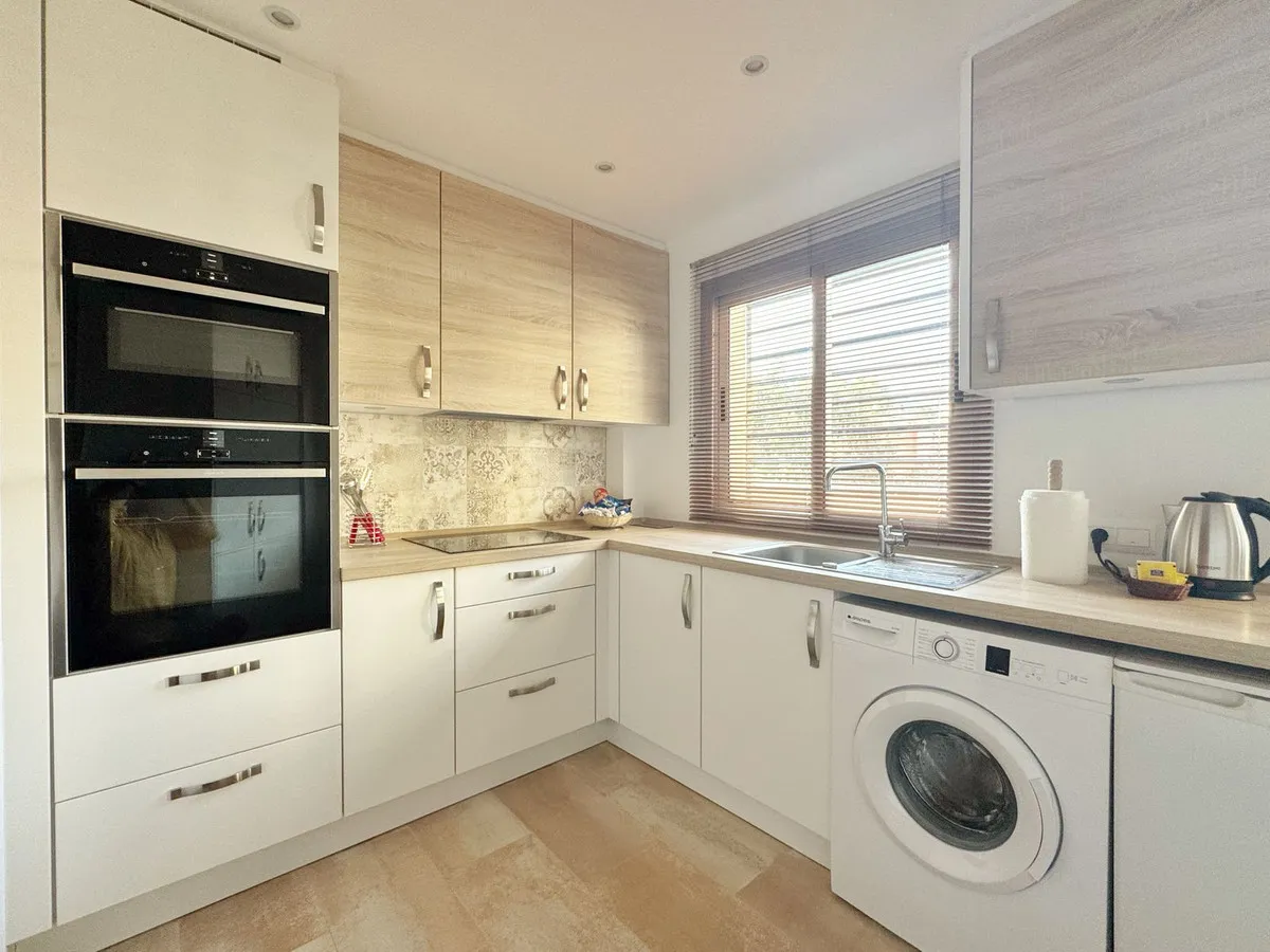 23ff1ebd-7c04-41f0-8ebb-093933af2e61