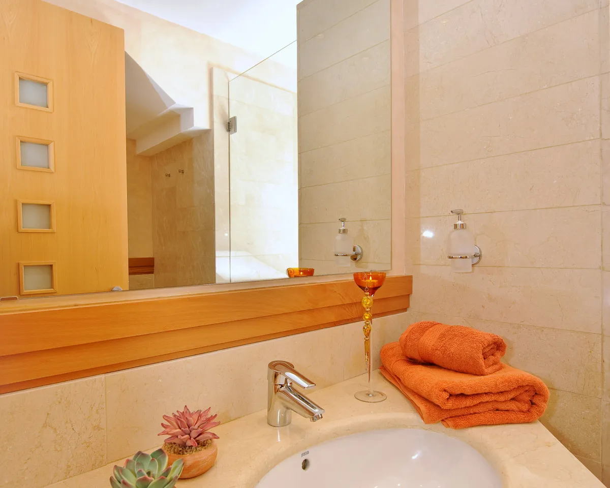 7956671a-574a-4a36-b573-9d1ae5e4d7b3