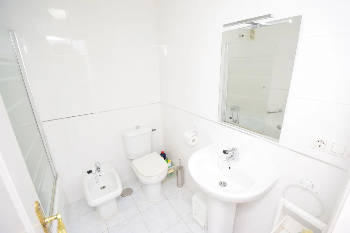 523c6796-acd6-4bf2-a8ef-ba74a0dbdec2