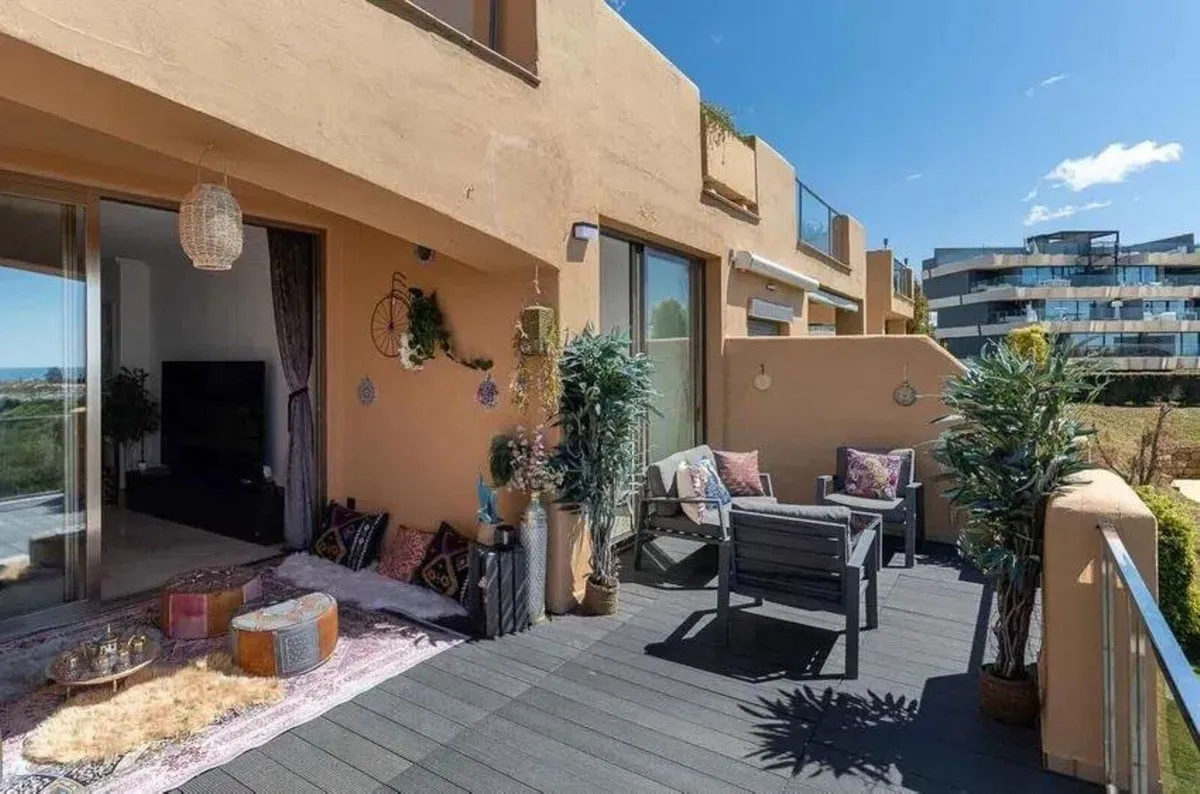 352c5c7a-be11-4cfd-9f39-a537b7e3c9fc