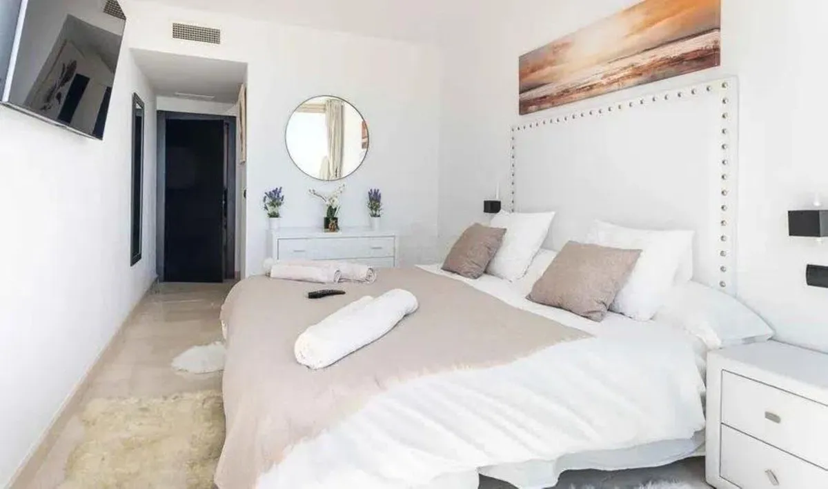 dd872896-6421-481a-8d83-cf43c9df2511