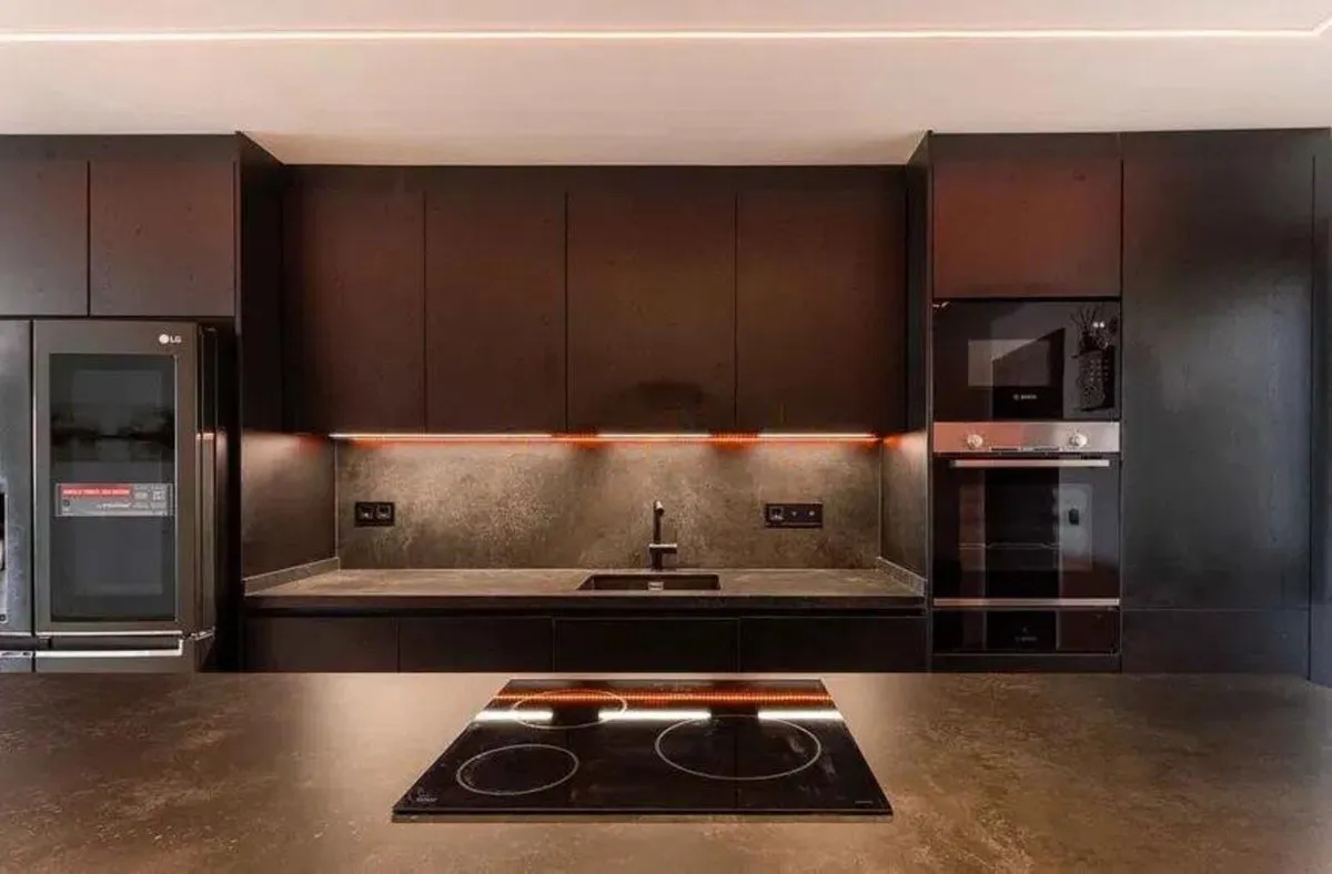 e54d9e3a-f9f7-454f-8b04-787d2a10d444