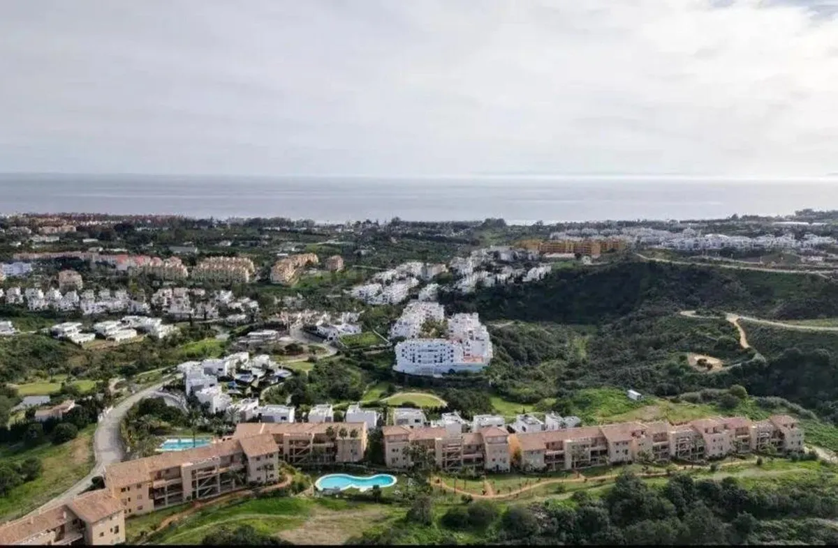 f00518b6-a3a1-4be8-8105-96b24f1ca48d