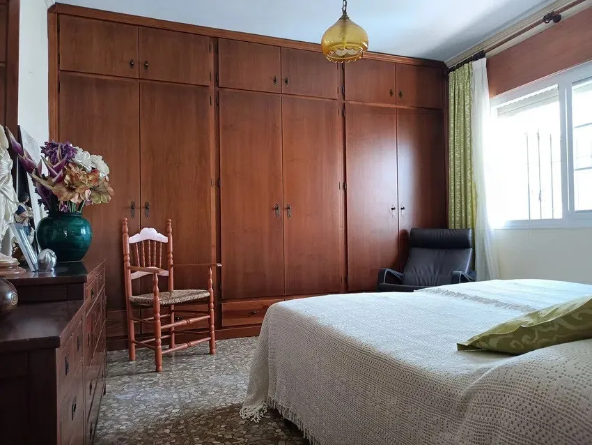 1ecbc58c-b01a-47fc-b5b3-b33e21f8f0db