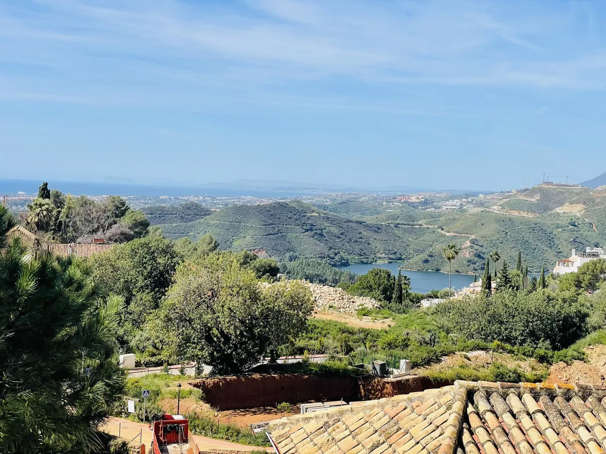 141d84a3-a6d2-4606-bb54-3cbb4c4e23e9