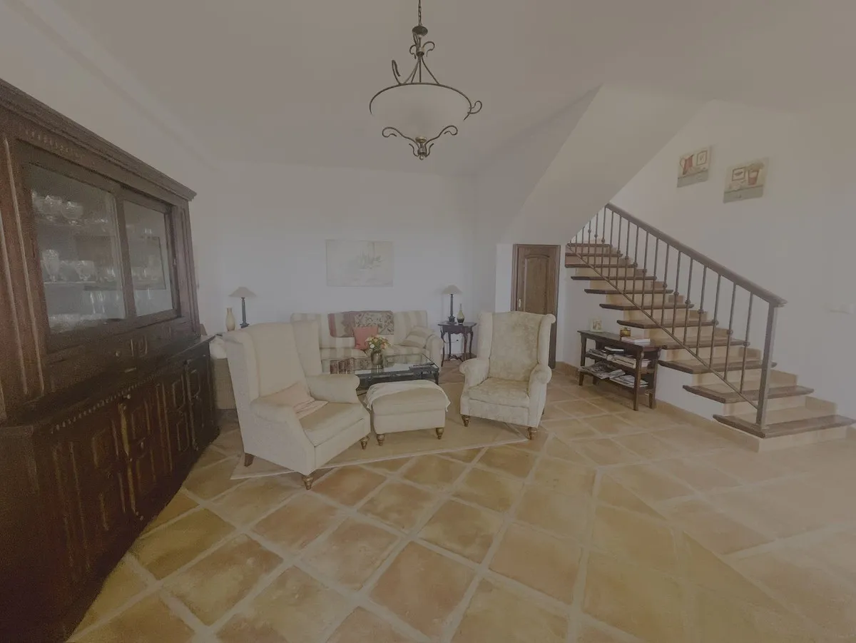 594ae06b-820a-4cd6-ab7f-14077b601208